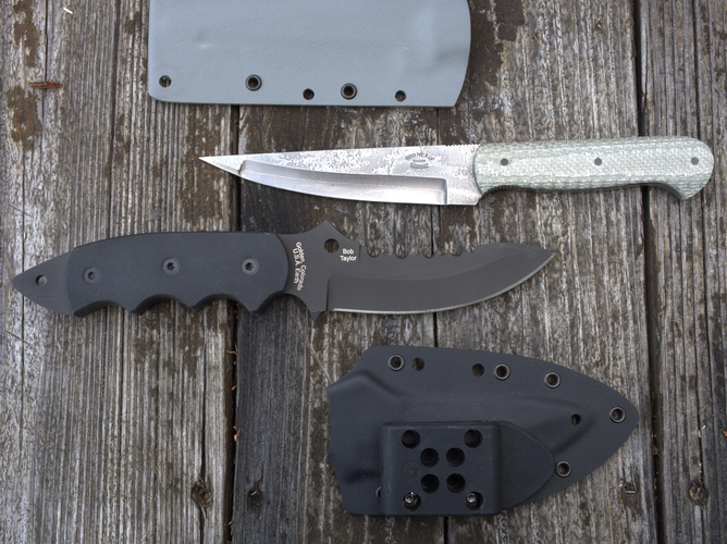 Fixed Blades